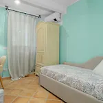 빌라 La Marina 5&1, Emma