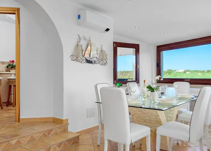 La Marina 5&1, Emma Porto Cervo